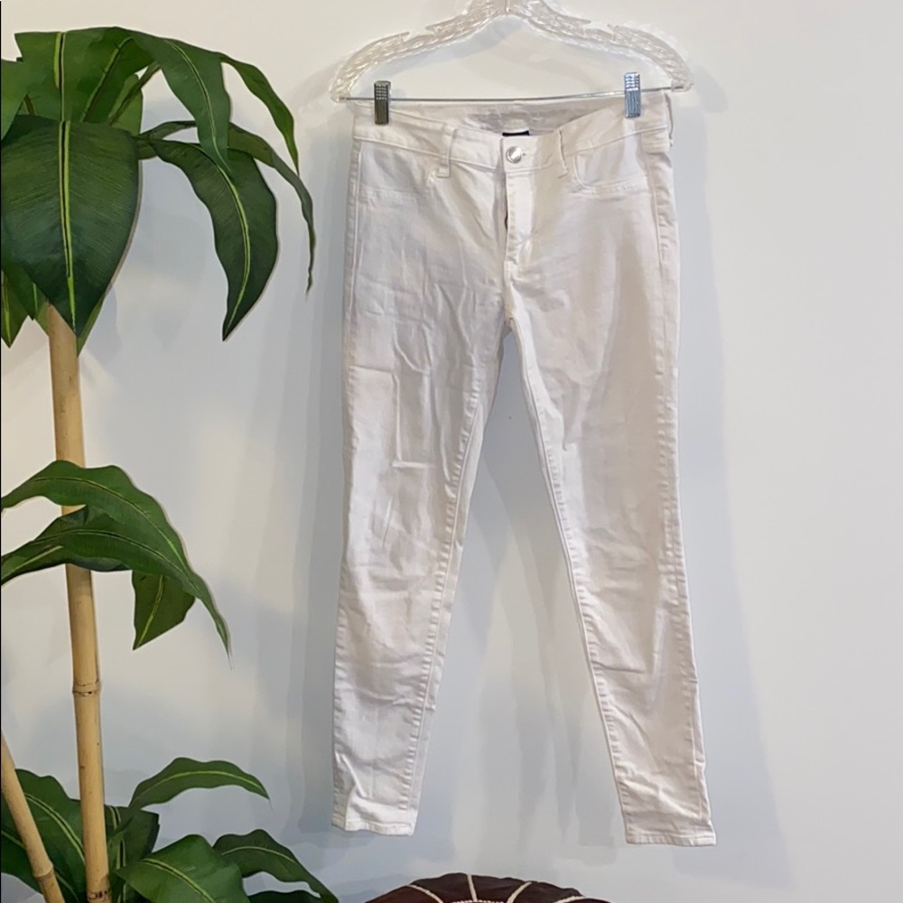 American eagle white jeans